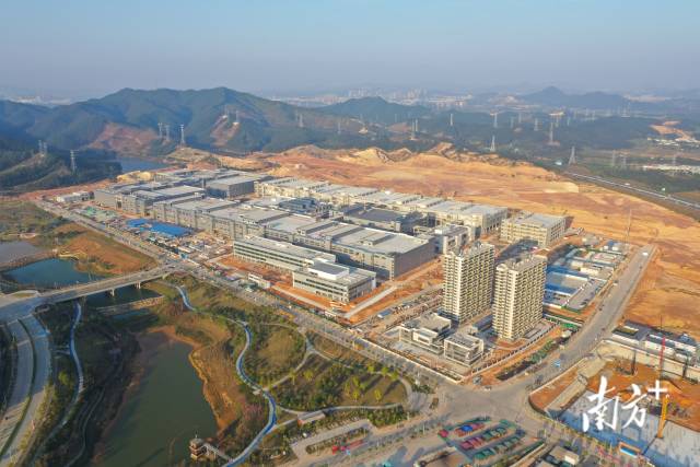 今年3月，中創新航江門基地項目將迎來首線試生產。 楊興樂 攝