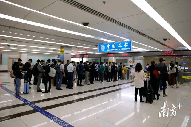 預計7月至8月口岸將迎來暑期出入境客流高峰。