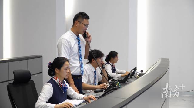 深中通道路網調度中心。南方+ 石磊 拍攝