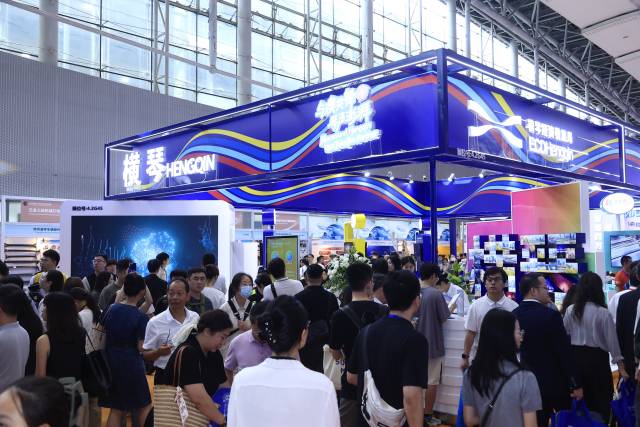 展會(huì)現(xiàn)場(chǎng)。