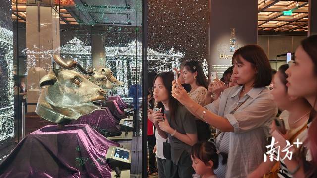 賀一誠:澳門已經(jīng)不是以博彩業(yè)為主的城市了 賀一誠:澳門已經(jīng)不是以博彩業(yè)為主的城市了