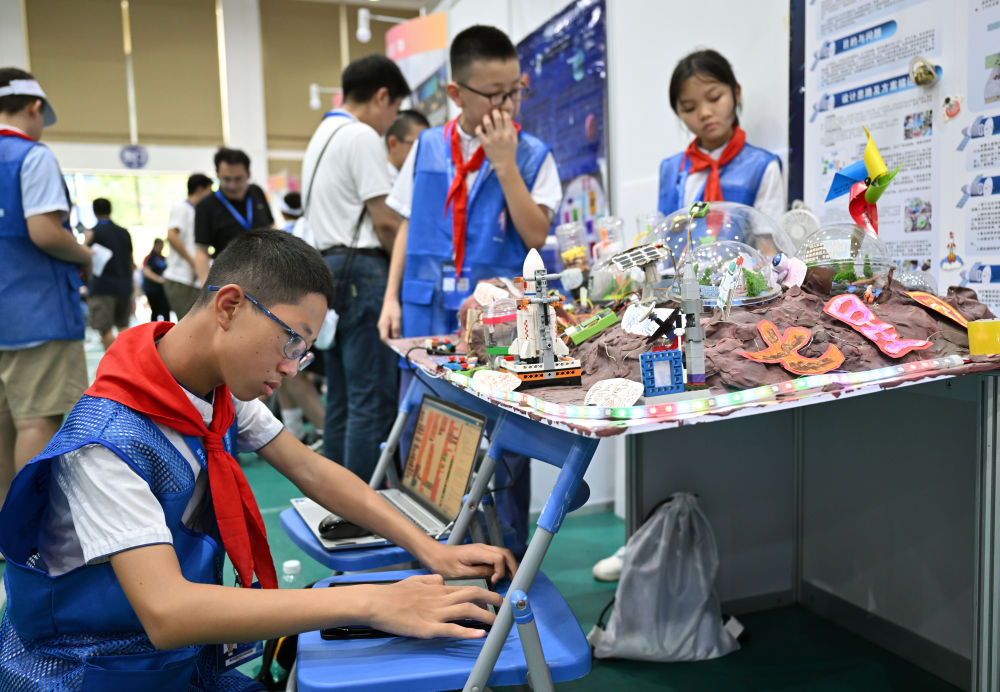 2023年8月14日，澳門賽區(qū)的選手參加2023年全國青少年航天創(chuàng)新大賽。