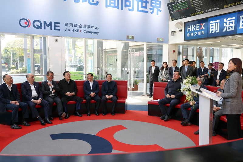 夏寶龍考察前海聯合交易中心