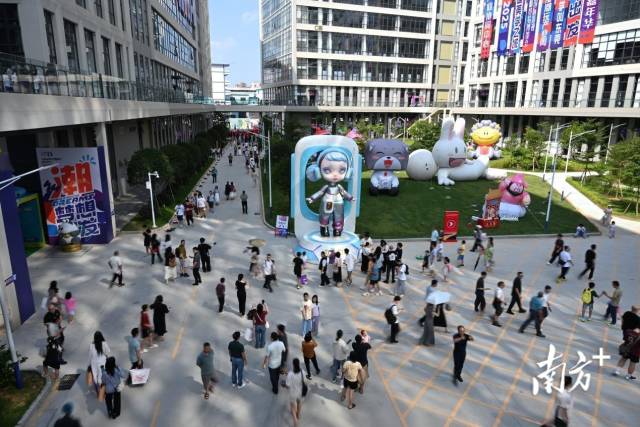 第十五屆漫博會(huì)現(xiàn)場(chǎng) 第十五屆漫博會(huì)現(xiàn)場(chǎng)