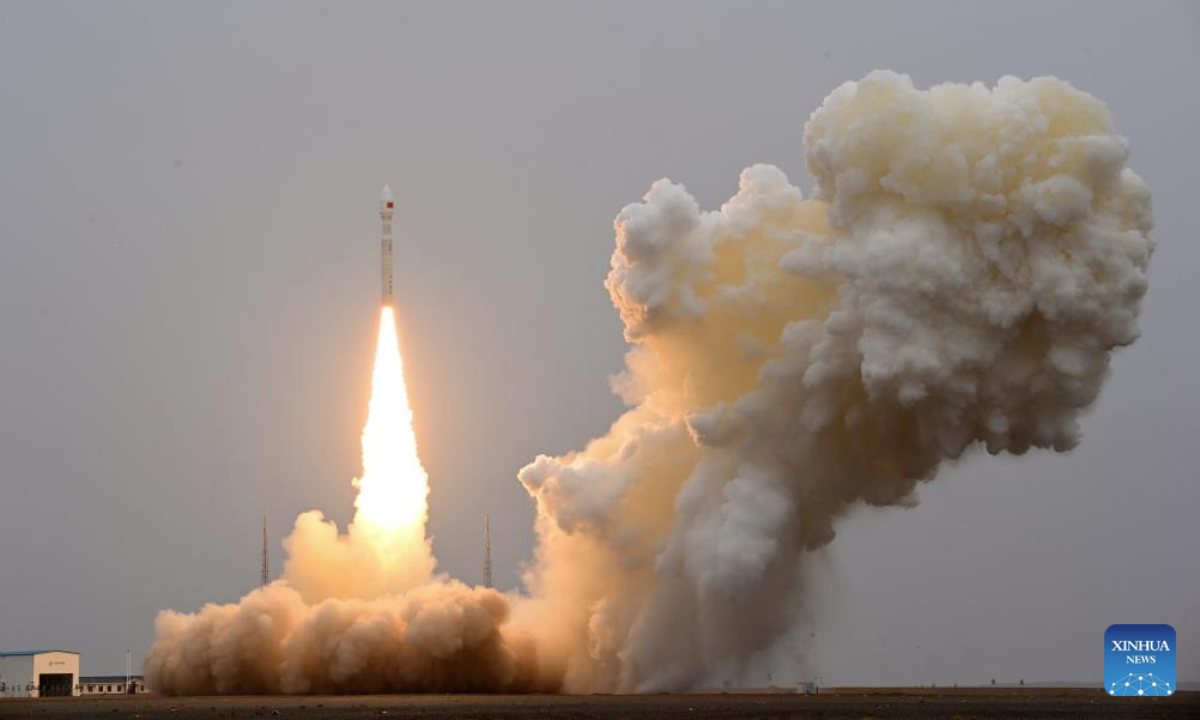 The Lijian-1 Y7 carrier rocket with six satellites onboard blasts off from the Dongfeng commercial space innovation pilot zone in northwest China, May 21, 2025. The rocket was launched at 12:05 p.m. (Beijing Time), and sent a group of satellites into the planned orbits. This launch marks the seventh flight mission of the Lijian-1 carrier rocket series. (Photo by Wang Jiangbo/Xinhua)