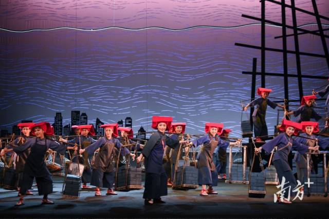 粵劇《紅頭巾》劇照。