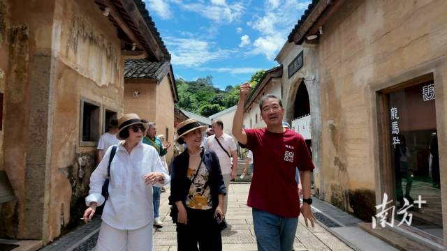 瓦赫坦戈夫劇院到訪長守戲劇谷，與張國立等本土藝術家交流。